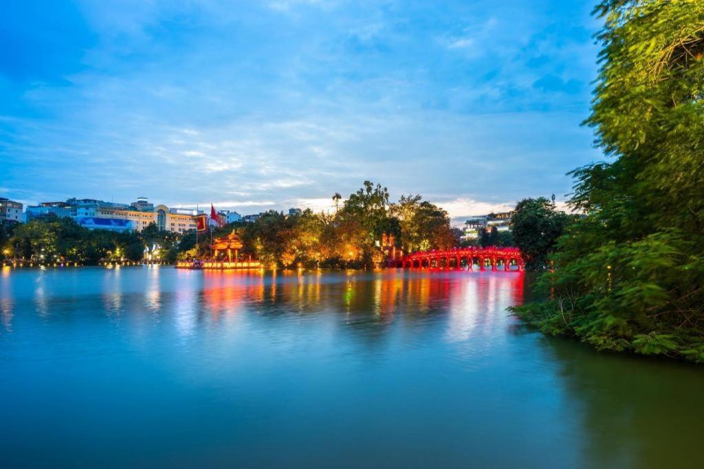 Serene Premier Hotel Hanoi Exterior photo
